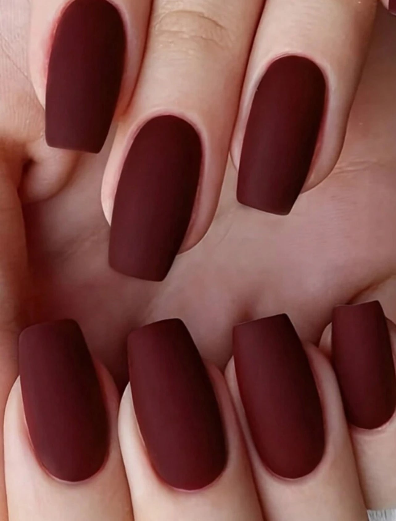 Press on nails