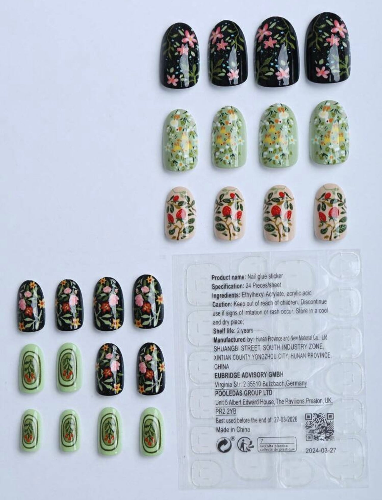 Press on nails