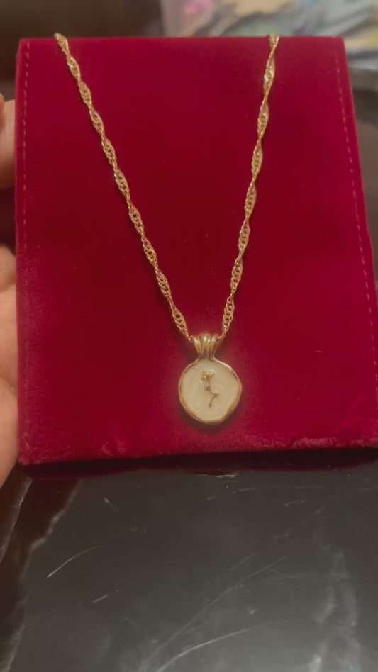 Vintage Pendant Necklace